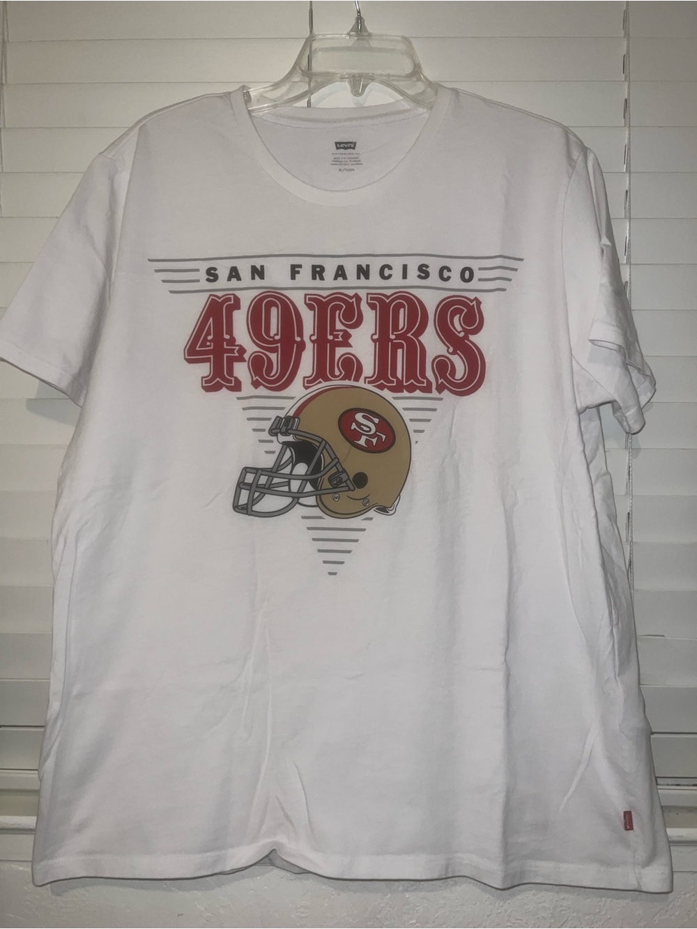 San Francisco 49ers White Levi’s t-shirt - size Xl -pre-owned